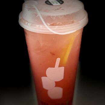 Tu Cha - Strawberry Lemonade - Desserts Near Me - Los Angeles, California Tu Cha - Strawberry Lemonade - Desserts Near Me - Los Angeles, California