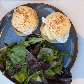 Samos Cafe & Grill - Eggs Benedict - Mediterranean Near Me - Sherman Oaks, California Samos Cafe & Grill - Eggs Benedict - Mediterranean Near Me - Sherman Oaks, California