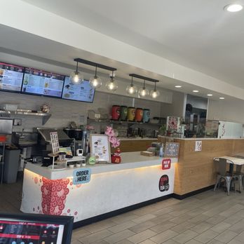 Kung Fu Tea - Ordering counter - Bubble Tea Near Me - National City, California Kung Fu Tea - Ordering counter - Bubble Tea Near Me - National City, California