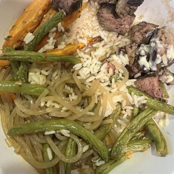 Fresh Kitchen - Sweet potato noddles, steak, coconut ginger rice, green beans, carrots, creamy ginger sauce - New American Near Me - Tampa, Florida Fresh Kitchen - Sweet potato noddles, steak, coconut ginger rice, green beans, carrots, creamy ginger sauce - New American Near Me - Tampa, Florida