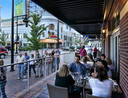 Kansas City Power & Light District by null