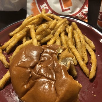 Popeyes Louisiana Kitchen - Spicy chicken sandwich and fries - Fast Food Near Me - Reseda, California Popeyes Louisiana Kitchen - Spicy chicken sandwich and fries - Fast Food Near Me - Reseda, California