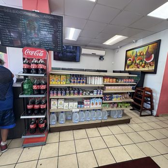 Panaderia & Cafeteria Laguna - Primera necesidad - Cafeteria Near Me - Carolina, Puerto Rico