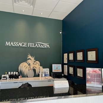 Massage Felax and Spa - Massage Felax Reception Desk - Massage Near Me - Addison, Texas