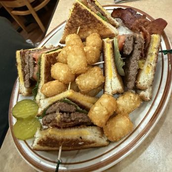 Valley Dairy Restaurant - Cheeseburger Club* - Breakfast & Brunch Near Me - Cranberry, Pennsylvania Valley Dairy Restaurant - Cheeseburger Club* - Breakfast & Brunch Near Me - Cranberry, Pennsylvania