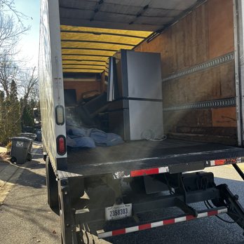 Bellhop Moving - That's how my fridge looked after they got it out of the house and that's how it stayed. - Movers Near Me - Birmingham, Alabama