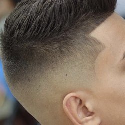 Allen Salon - Very clean undercut fade!