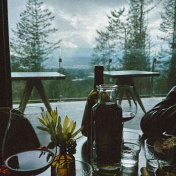 Amaterra Winery - Wine Tasting Room Near Me - Portland, Oregon