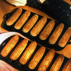 Red Mesa Cuisine - Locally sourced Tamaya Santa Ana Pueblo blue corn flour baked into a delicious blue corn cob bread.