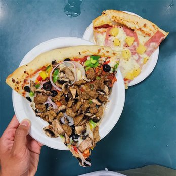 Nikki's Pizza - Supreme and Hawaiian slices - Pizza Near Me - Lahaina, Hawaii