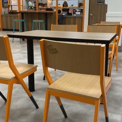 Popeyes Louisiana Kitchen - Dinning area inside