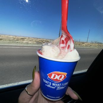 Dairy Queen - Strawberry shortcake - Burgers Near Me - Alpine, Texas Dairy Queen - Strawberry shortcake - Burgers Near Me - Alpine, Texas