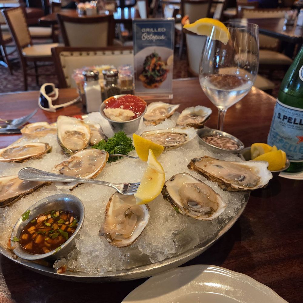 Pappadeaux Seafood Kitchen - Seafood Near Me - Austin, Texas Pappadeaux Seafood Kitchen - Seafood Near Me - Austin, Texas