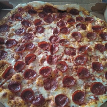 Aladdin Halal - Pepperoni pizza - Halal Near Me - Hartford, Connecticut