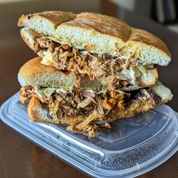 Mal Pan - Torta de Cochinita Pibil | Instagram: @telephonesmoothie - Mexican Near Me - Charlotte, North Carolina