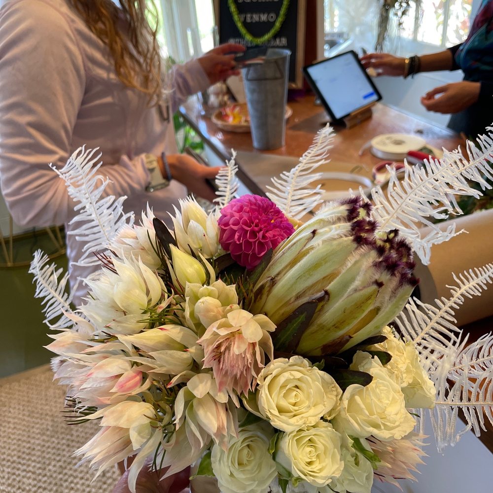 The Pua Bar - Florists Near Me - Lihue, Hawaii The Pua Bar - Florists Near Me - Lihue, Hawaii