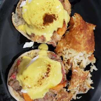 Daddy O’s - Stuffed shrimp benedict - New American Near Me - Lihue, Hawaii