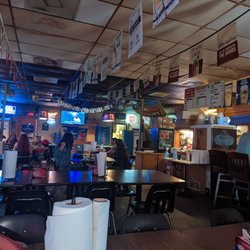 Woody's Bar & Grill