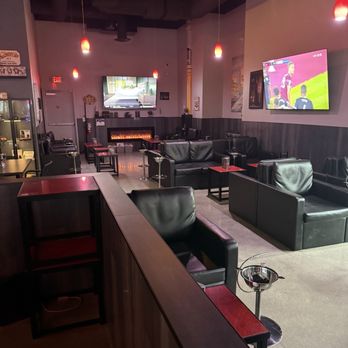 SMōK Cigar Lounge - Inside - Cigar Bars Near Me - Las Vegas, Nevada