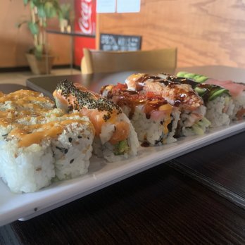 Gorilla Sushi Wicker Park - NOT IN ORDER Red dragon Mini Godzilla  Spicy trio roll Dinosaur roll Tiger roll Crunchy spicy salmon Unagi Q roll - Sushi Bars Near Me - Chicago, Illinois