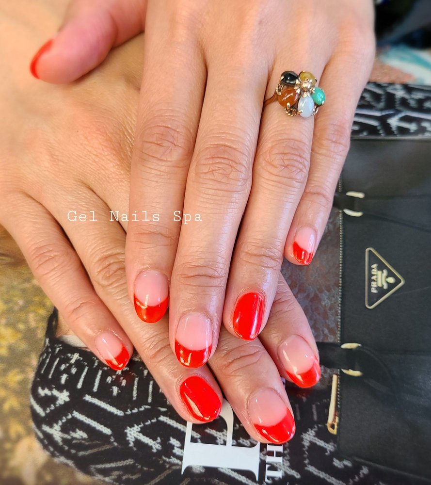 Gel Nails Spa