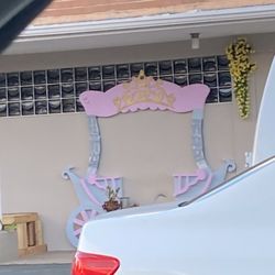 Grace Mortuary Services - :( What and why? This is a mortuary, not Disneyland. If this isn't a visual reminder of a child's death, I don't know what is.
