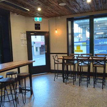 Bush Inn Hotel - Front Bar - Hotels Near Me - Geelong, VIC Bush Inn Hotel - Front Bar - Hotels Near Me - Geelong, VIC