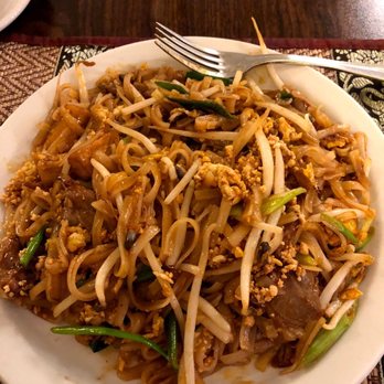 Two Sisters - Pad Thai with duck - Thai Near Me - Walworth, Wisconsin