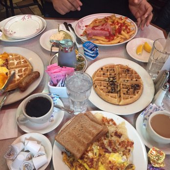 Applejack Diner - Brunch brunch brunch! Waffles , eggs and fish sticks - Diners Near Me - New York, New York Applejack Diner - Brunch brunch brunch! Waffles , eggs and fish sticks - Diners Near Me - New York, New York