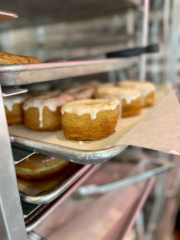 Five Daughters Bakery