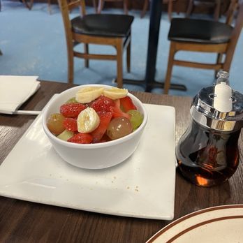 Chiroy's Cafe - Side Fruit - Cafes Near Me - National City, California