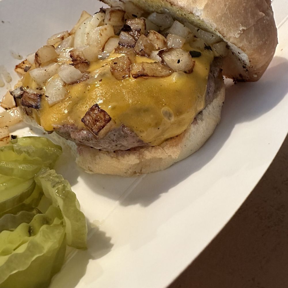 Bou burger with fried onions Bou burger with fried onions