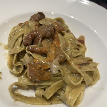 Trattoria Rosmarino - Mushroom fettuccine daily special - Italian Near Me - Genova, GE Trattoria Rosmarino - Mushroom fettuccine daily special - Italian Near Me - Genova, GE