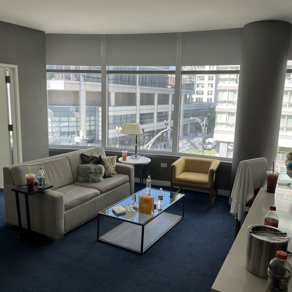 1Br suite w sitting room 1Br suite w sitting room