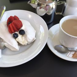 Old Tea House - Cream Merengue and Tea.