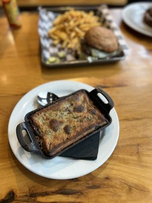 10 Barrel Brewing Portland by null