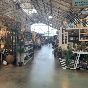 Merrifield Garden Center - Nurseries & Gardening Near Me - Gainesville, Virginia