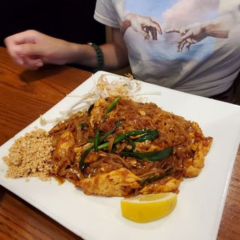 Malay - Chicken Pad Thai. - Thai Near Me - Morristown, New Jersey