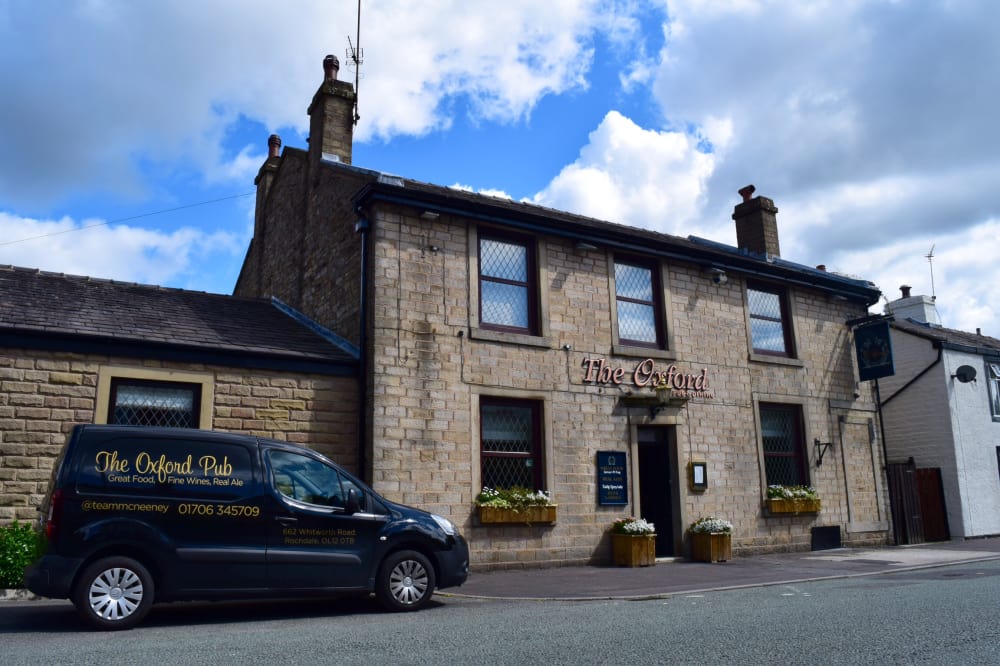 THE OXFORD Updated April 2024 Whitworth Road, Rochdale, Aberdeen, United Kingdom Pubs