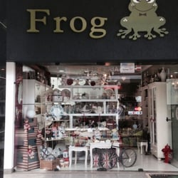 Frog Store - Área externa da loja Frog Store