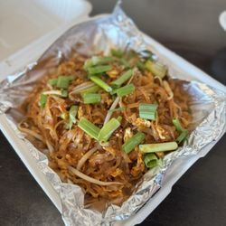 Red Lotus Thai Express