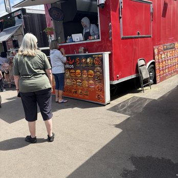Nashville Bros - Chicken Shop Near Me - Oregon City, Oregon Nashville Bros - Chicken Shop Near Me - Oregon City, Oregon