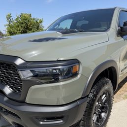 Truck looking sweet !