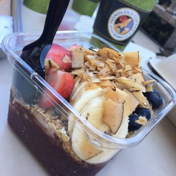 Cafe Kula - Grand acai bowl - New American Near Me - Wailea, Hawaii