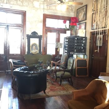 Lauren Bade - Home Decor Near Me - Fredericksburg, Texas