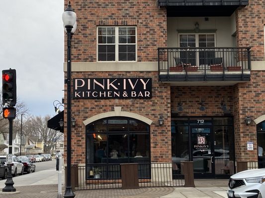 Pink Ivy Kitchen and Bar by null