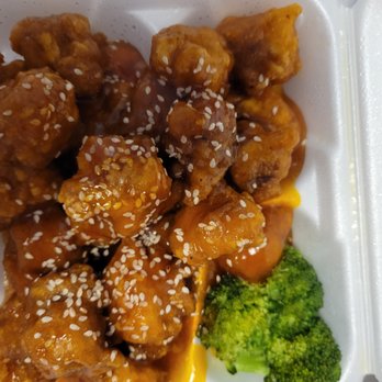 Red Lantern - Sesame chicken was really good. - Chinese Near Me - Bloomington, Indiana
