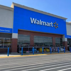 Walmart - 4/15/23 Entrance, exterior