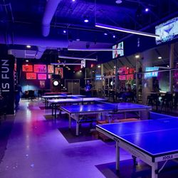 Ricochet - Inside - ping pong tables