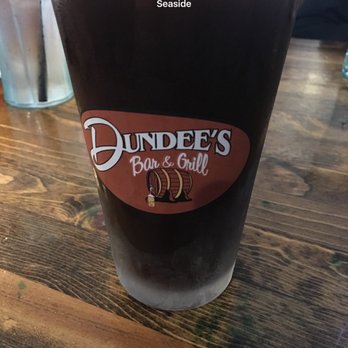 Dundee's Bar and Grill - Hop Valley Vanilla Porter! Yum! - Breakfast & Brunch Near Me - Seaside, Oregon